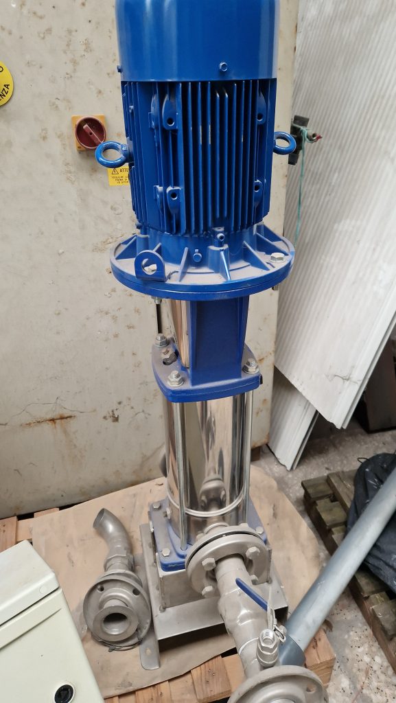 GRUPO ELETROBOMBA LOWARA 15SV06F055T/D
